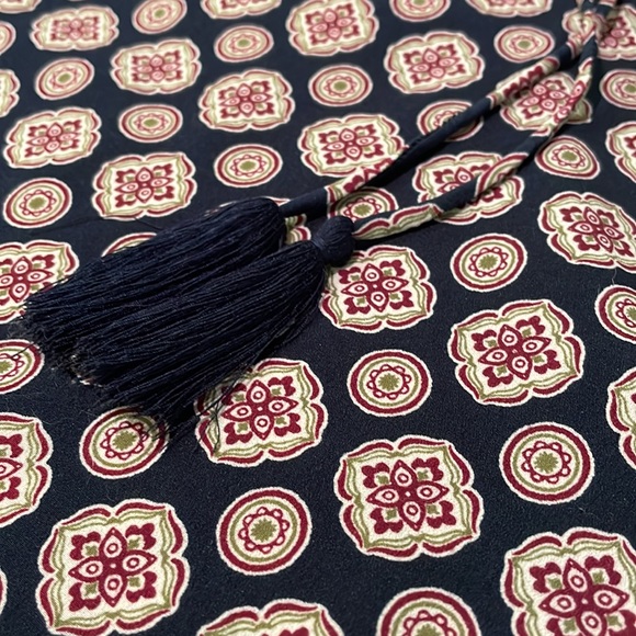 Banana Republic Blouse - Picture 3 of 6